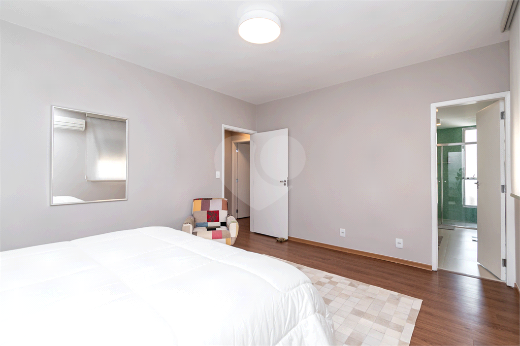 APARTAMENTO em JARDIM PAULISTA