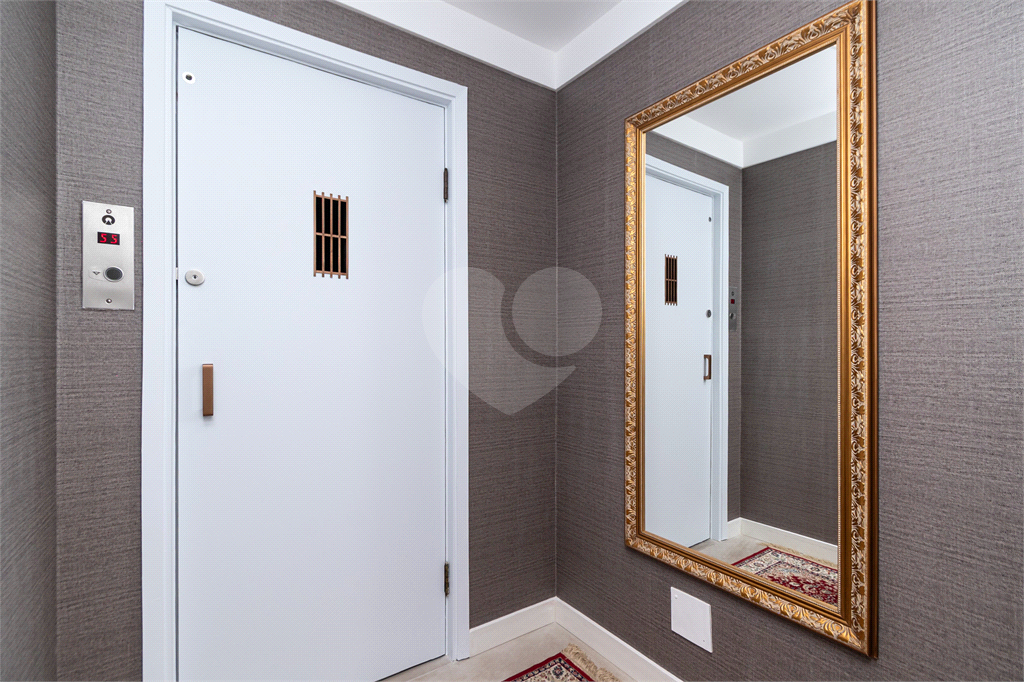 APARTAMENTO em JARDIM PAULISTA