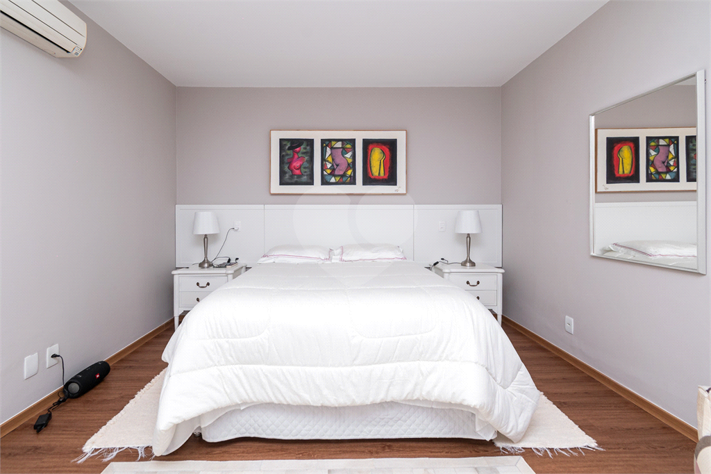 APARTAMENTO em JARDIM PAULISTA