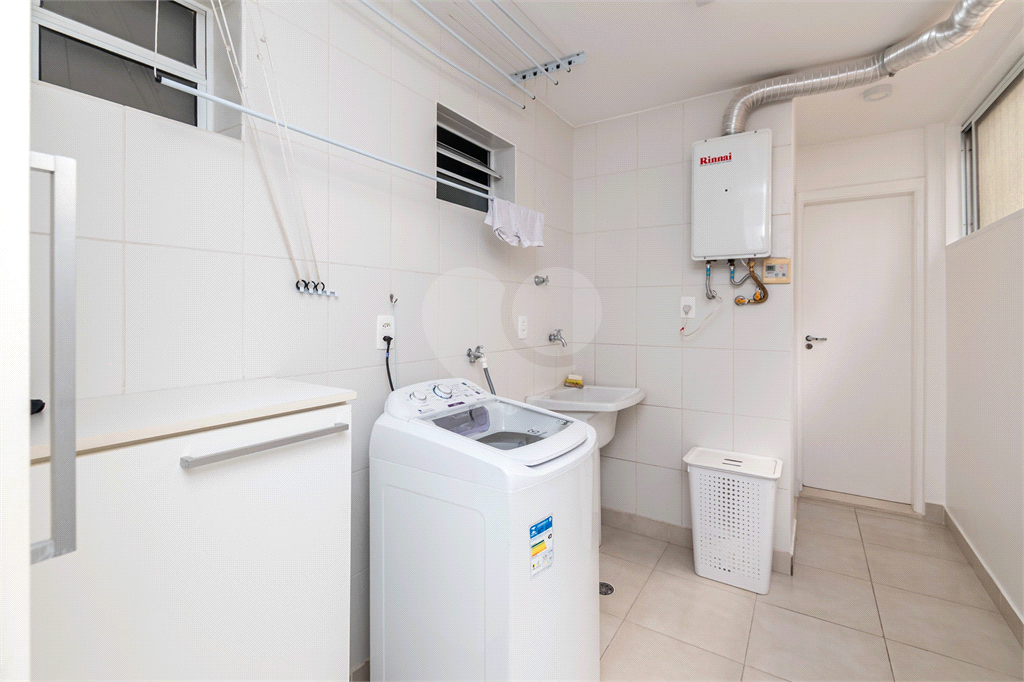 APARTAMENTO em JARDIM PAULISTA