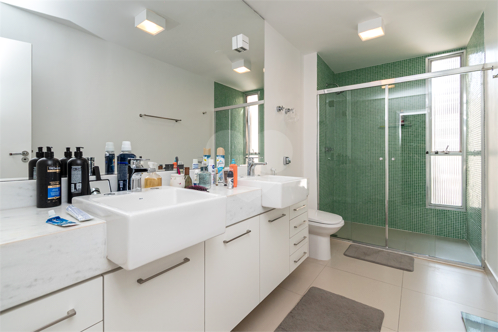 APARTAMENTO em JARDIM PAULISTA