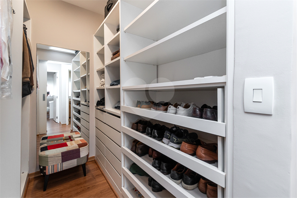 APARTAMENTO em JARDIM PAULISTA