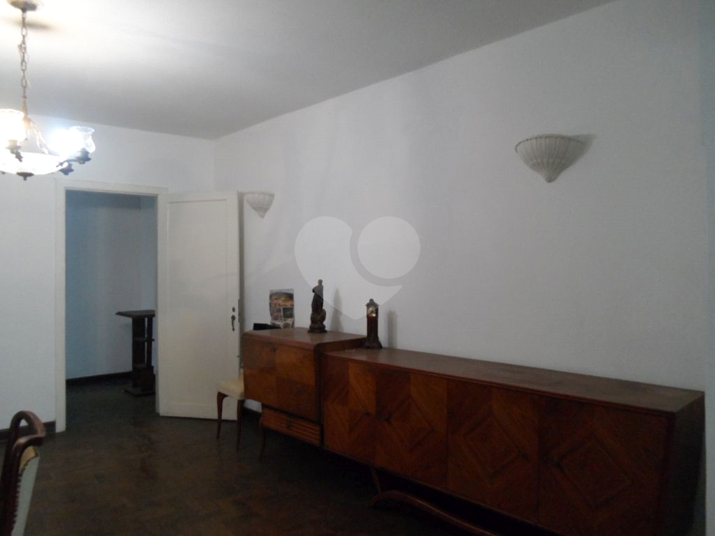 Sobrado à venda com 3 quartos, 280m² - Foto 1