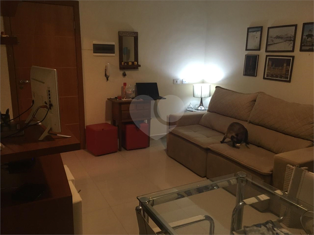 Apartamento padrão com 71m² na principal rua da Casa Verde