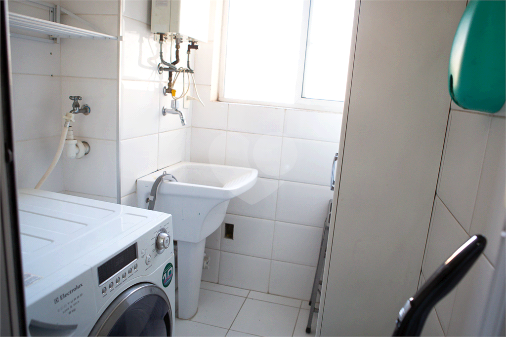 APARTAMENTO em PERDIZES