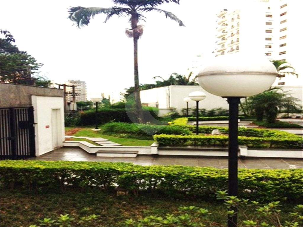 APARTAMENTO em JARDIM SUL