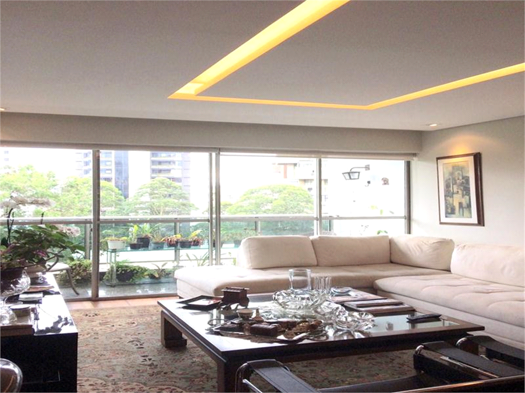 APARTAMENTO em JARDIM SUL