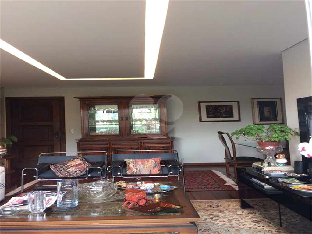 APARTAMENTO em JARDIM SUL