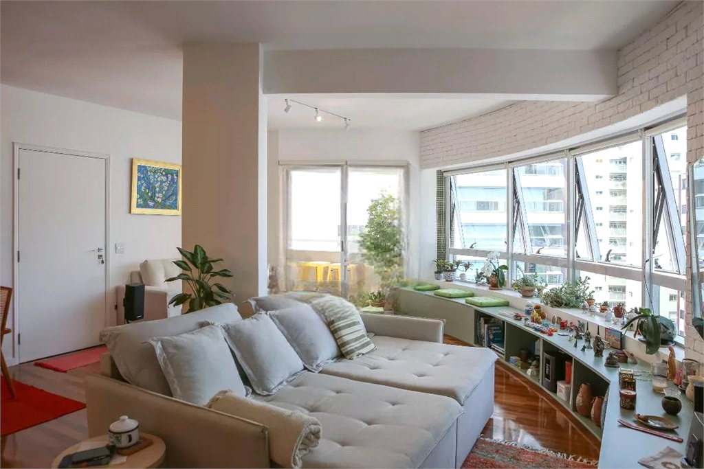 Apartamento à venda em PERDIZES com  104 m²