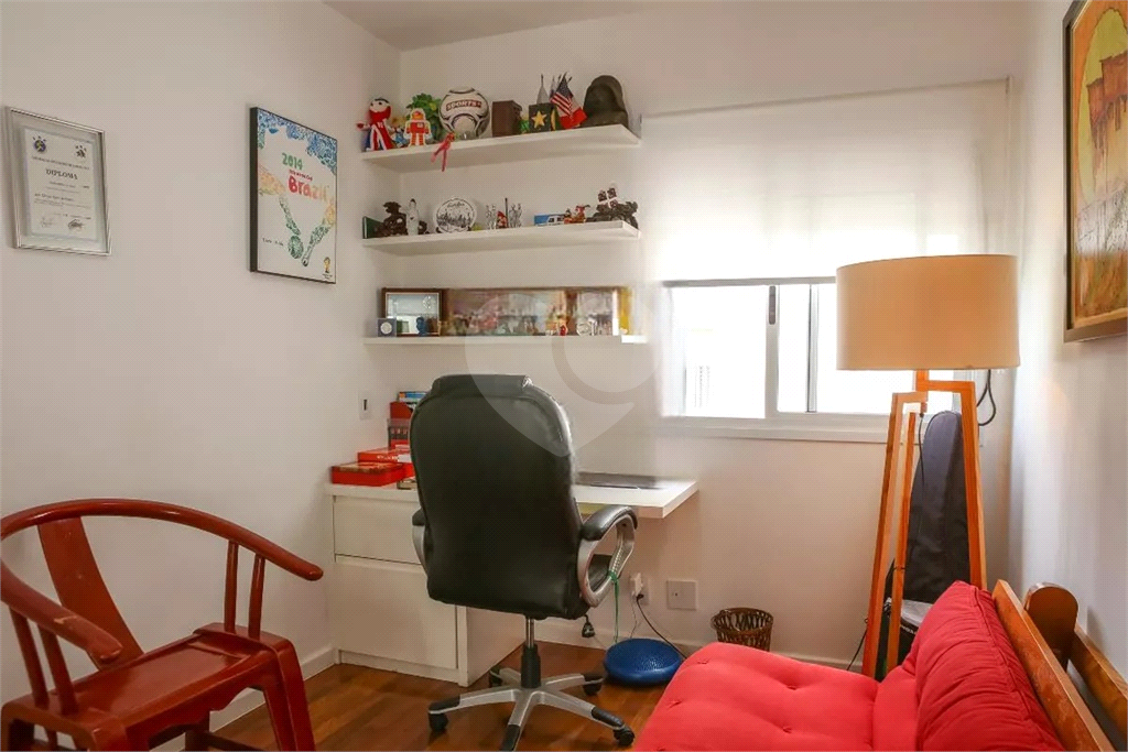 Apartamento à venda em PERDIZES com  104 m²