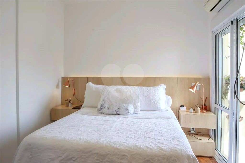 Apartamento à venda em PERDIZES com  104 m²