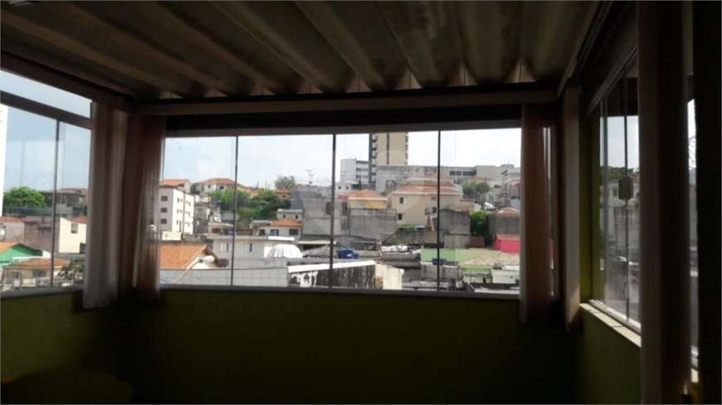 Imóvel no bairro da Casa Verde. São dois sobrados no mesmo terreno: 