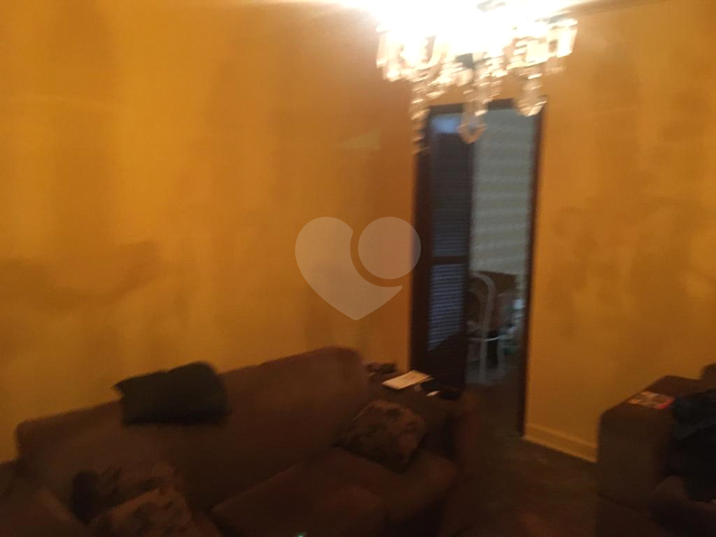 Casa muito bem localizada em Santana com 243 m² com 3 dormitórios 