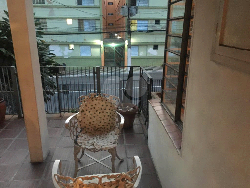 Casa muito bem localizada em Santana com 243 m² com 3 dormitórios 