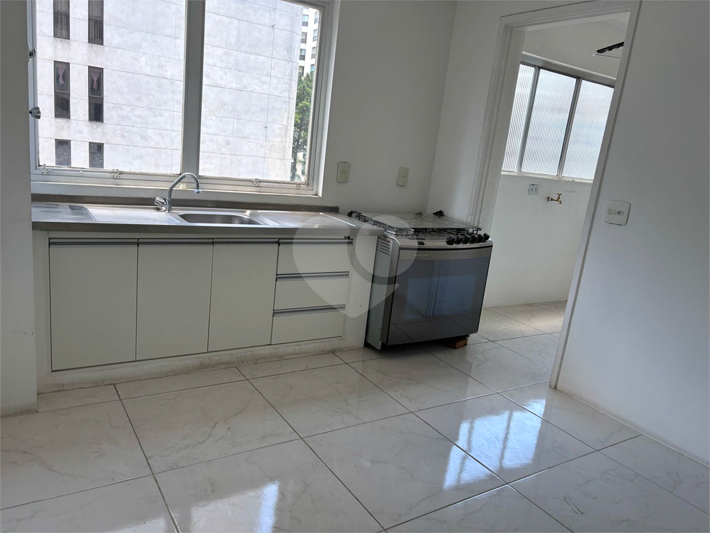 Apartamento de 3 dormitórios para locação no Paraíso