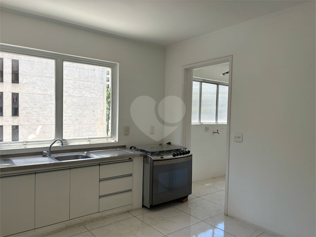 Apartamento de 3 dormitórios para locação no Paraíso