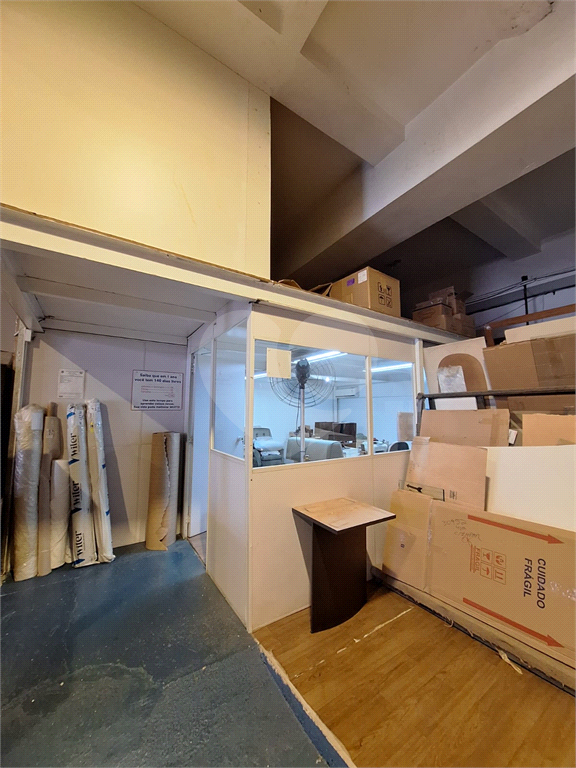 Prédio Comercial na Avenida Ataliba Leonel