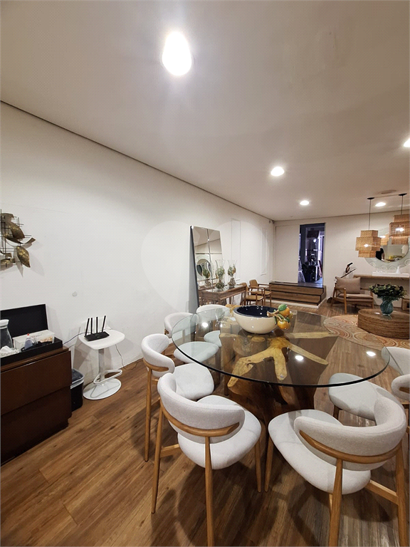 Prédio Comercial na Avenida Ataliba Leonel