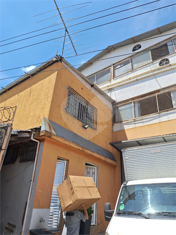 Prédio Comercial na Avenida Ataliba Leonel