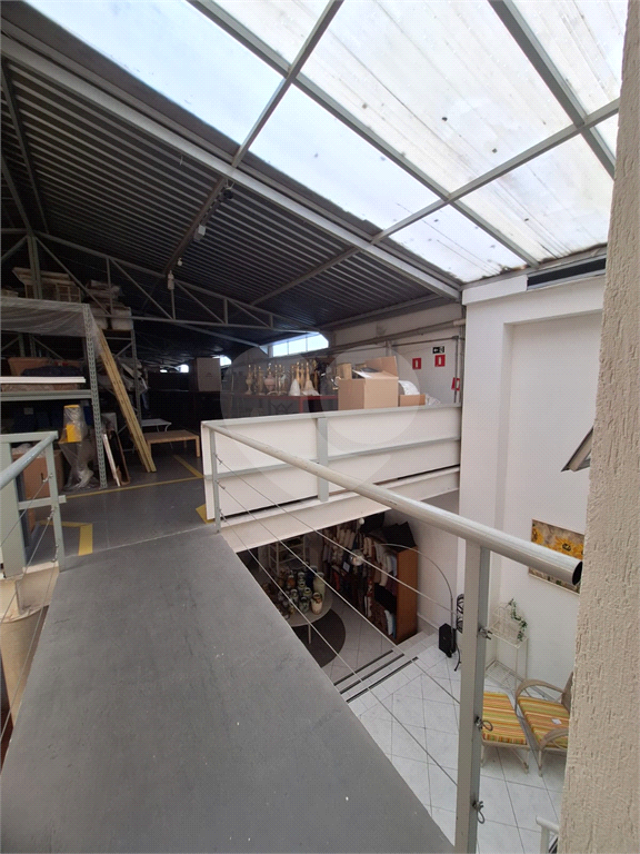 Prédio Comercial na Avenida Ataliba Leonel