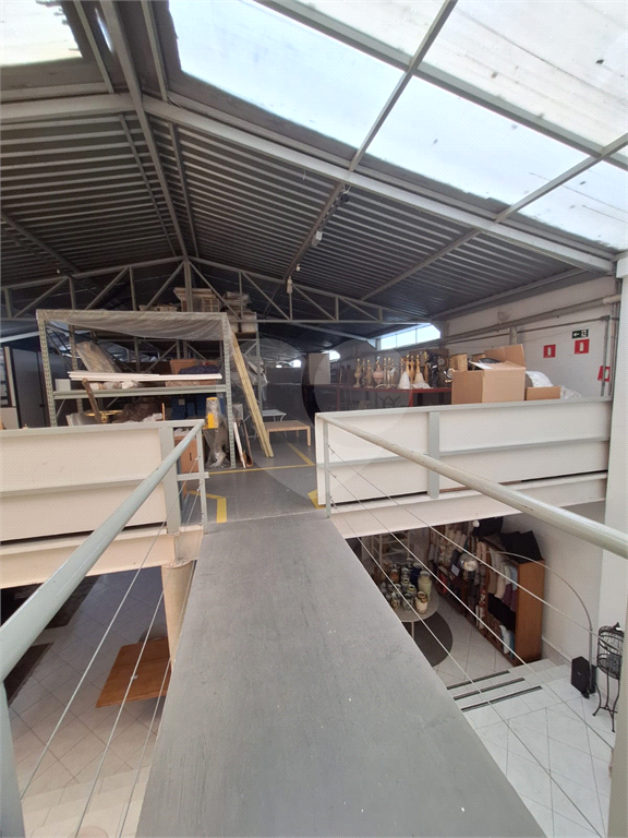 Prédio Comercial na Avenida Ataliba Leonel