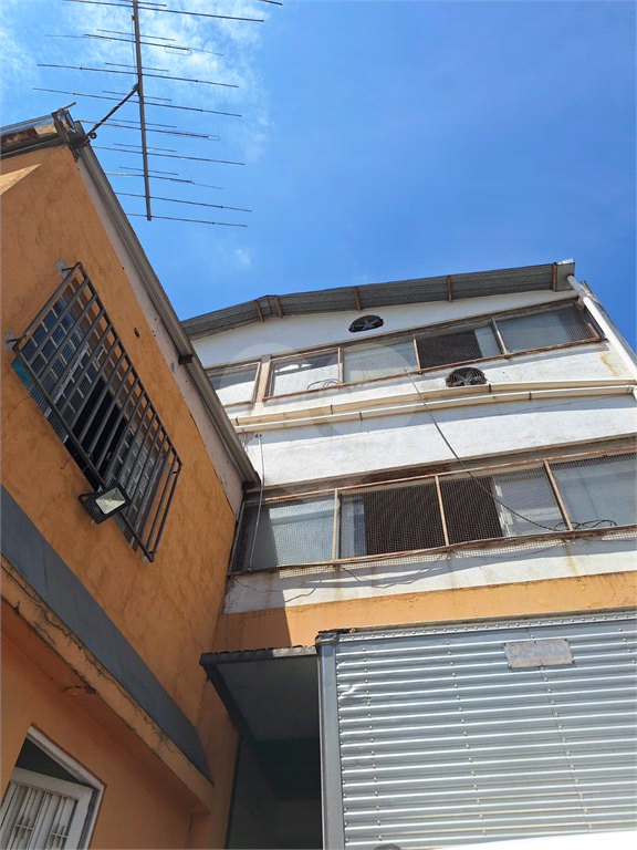 Prédio Comercial na Avenida Ataliba Leonel