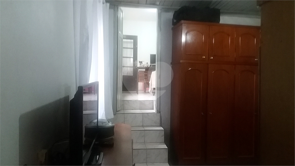 CASA DE VILA DE 01 DORMITÓRIO, 01 BANHEIRO, QUINTAL E TERRAÇO, METRO TUCURUVI,