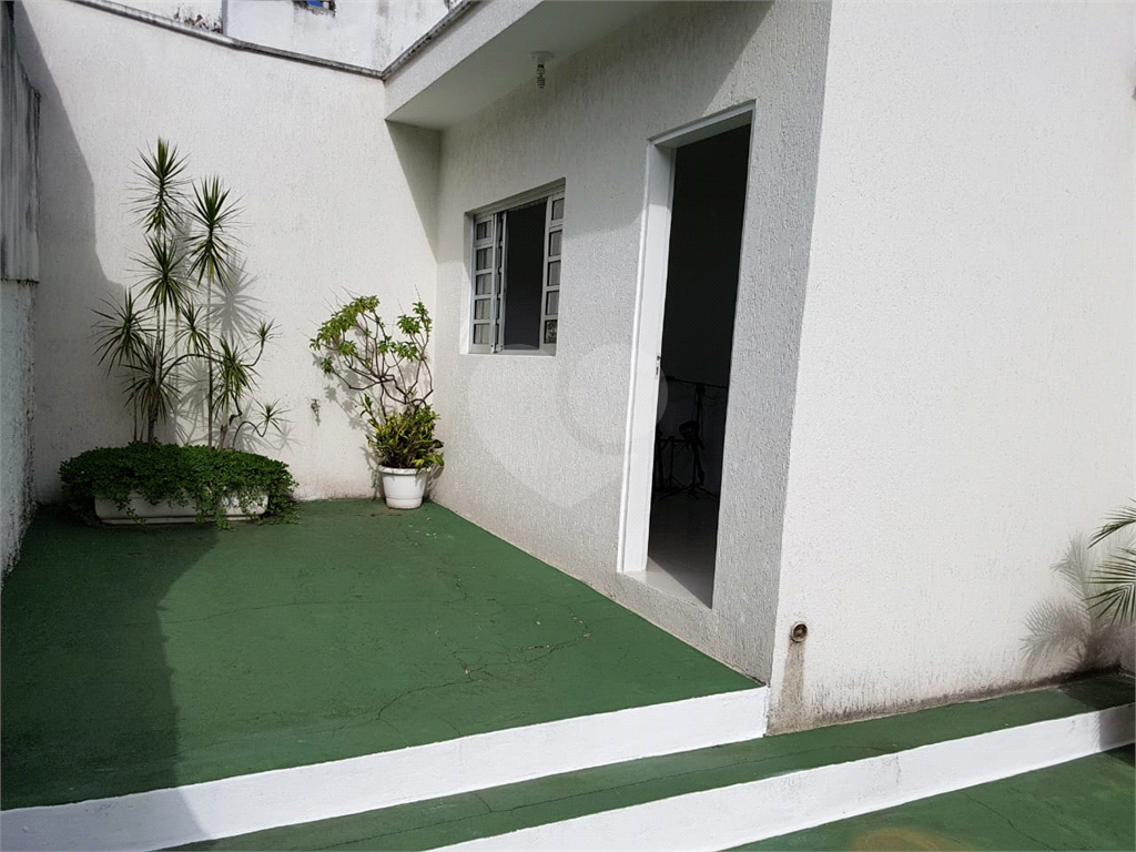 Sobrado residencial na Vila Maria nas medidas: Área construída 161m²