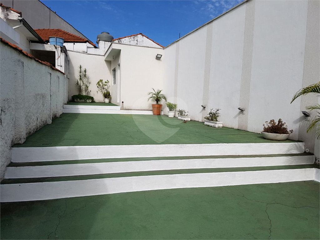 Sobrado residencial na Vila Maria nas medidas: Área construída 161m²
