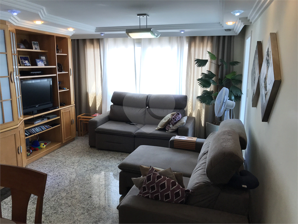 APARTAMENTO em VILA MARIA