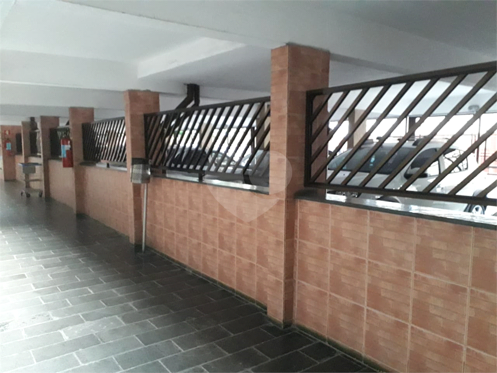 Apartamento grande, e preço imperdível 