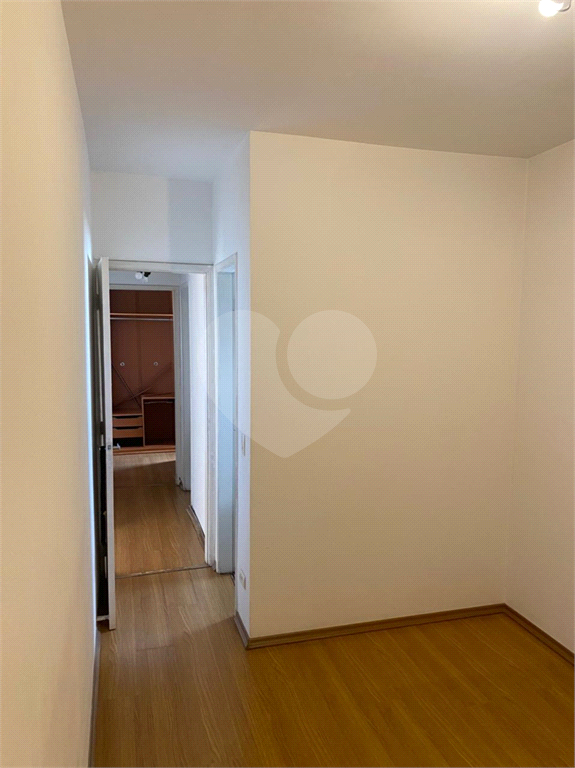 Apartamento à venda e aluguel com 2 quartos, 65m² - Foto 21