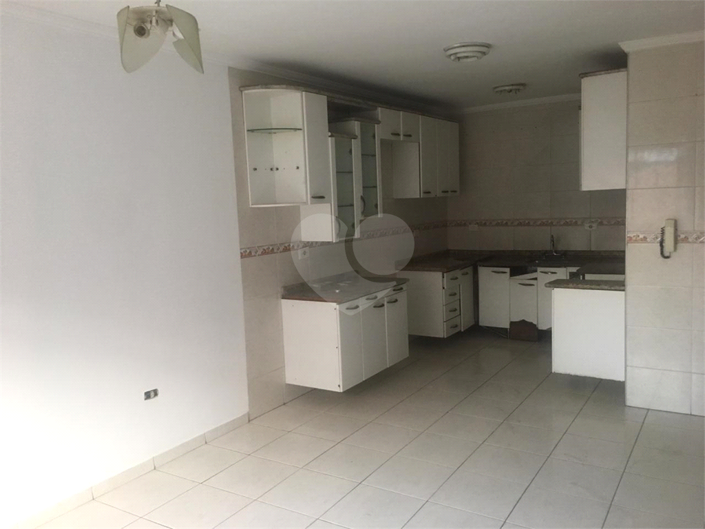 SOBRADO EM CONDOMINIO FECHADO