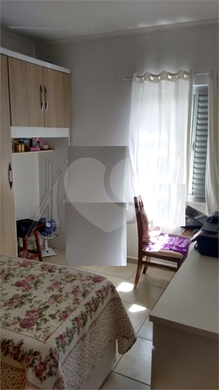 Apartamento todo reformado em bairro de alto padrão .Documentação em ordem, estuda contra proposta!!
