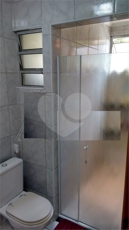 Apartamento todo reformado em bairro de alto padrão .Documentação em ordem, estuda contra proposta!!