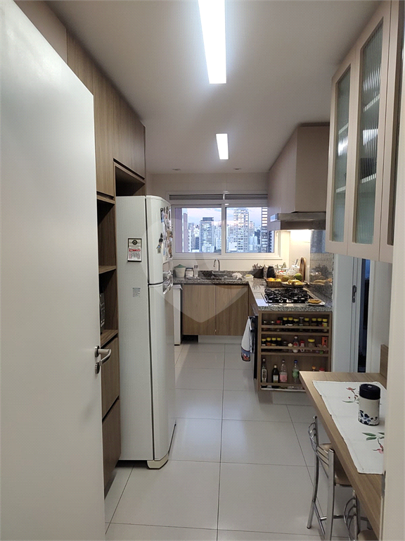 POMPÉIA - 123M² COM 3 VAGAS - ANDAR ALTO"