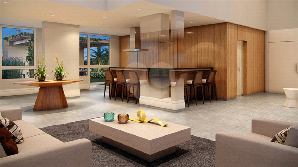 Apartamento com três suítes e três vagas na Vila Pompeia