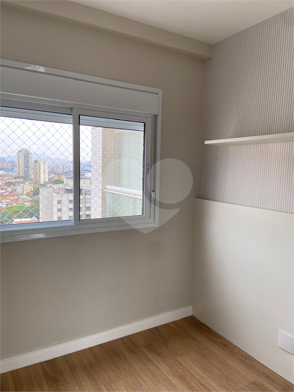 Apartamento com três suítes e três vagas na Vila Pompeia