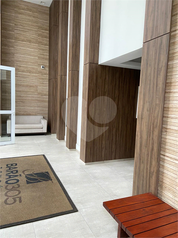 Apartamento com três suítes e três vagas na Vila Pompeia