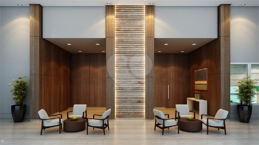 Apartamento com três suítes e três vagas na Vila Pompeia