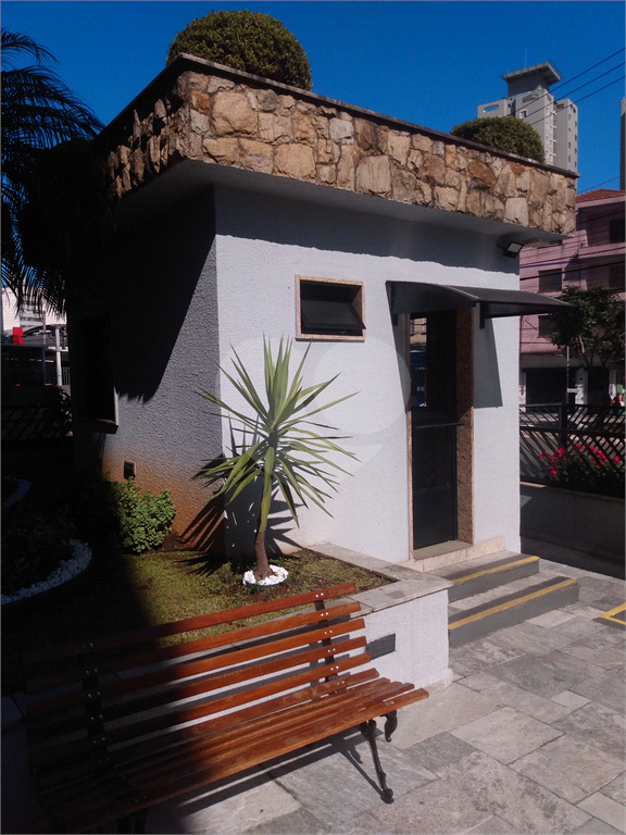Apartamento vago com 92 metros de área útil  sendo 3 quartos , 1 suíte e 2 vagas próximo ao mnetrô Jardim São Paulo