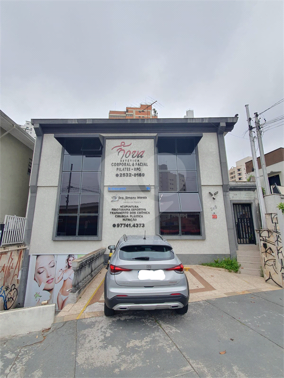 Maravilhoso sobrado comercial na Água Fria