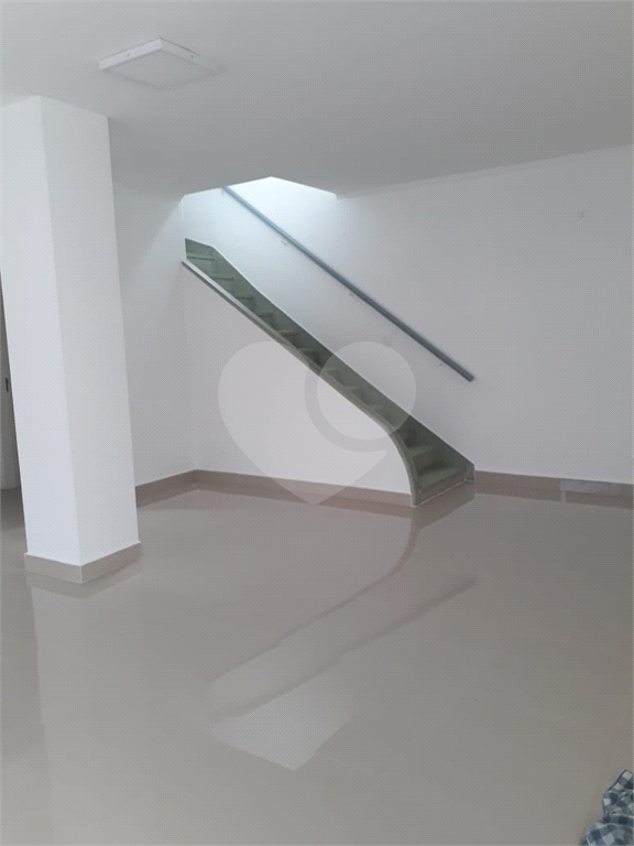 Maravilhoso sobrado comercial na Água Fria