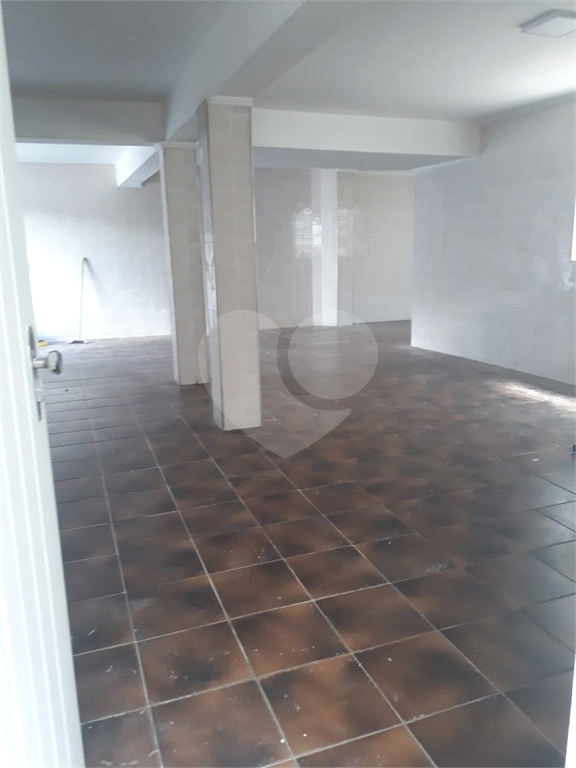 Maravilhoso sobrado comercial na Água Fria
