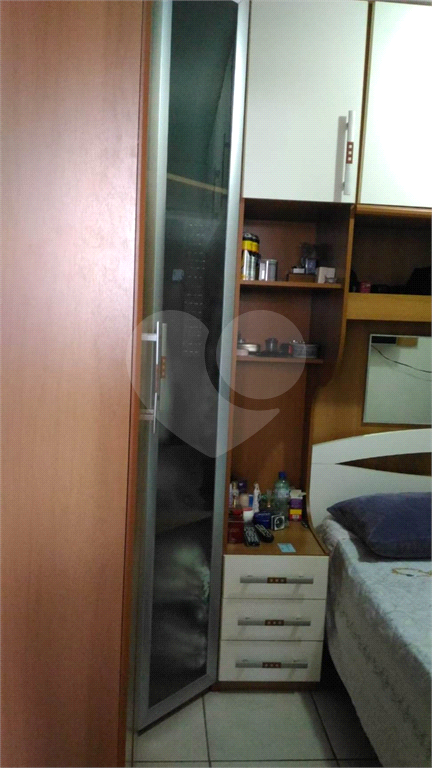 Apartamento no bairro do Mandaqui com 2 dormitórios. Sala para 2 ambientes e com sacada