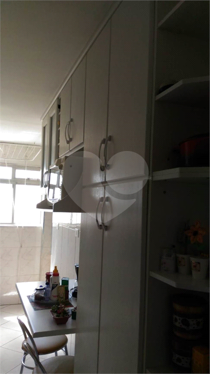 Apartamento no bairro do Mandaqui com 2 dormitórios. Sala para 2 ambientes e com sacada