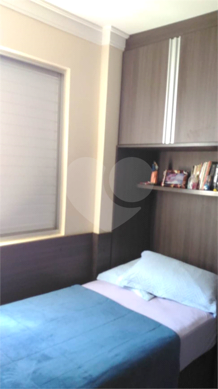 Apartamento no bairro do Mandaqui com 2 dormitórios. Sala para 2 ambientes e com sacada