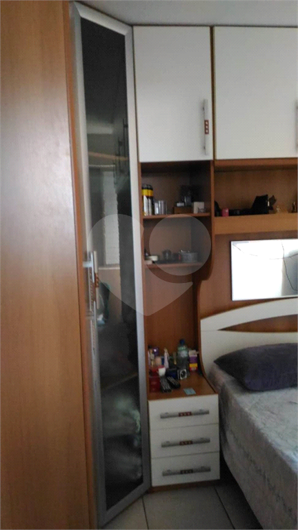 Apartamento no bairro do Mandaqui com 2 dormitórios. Sala para 2 ambientes e com sacada