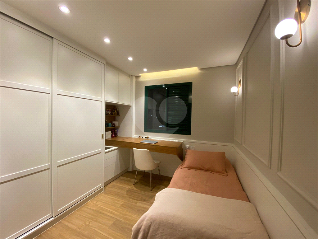 Apartamento a 5 minutos do metrô
