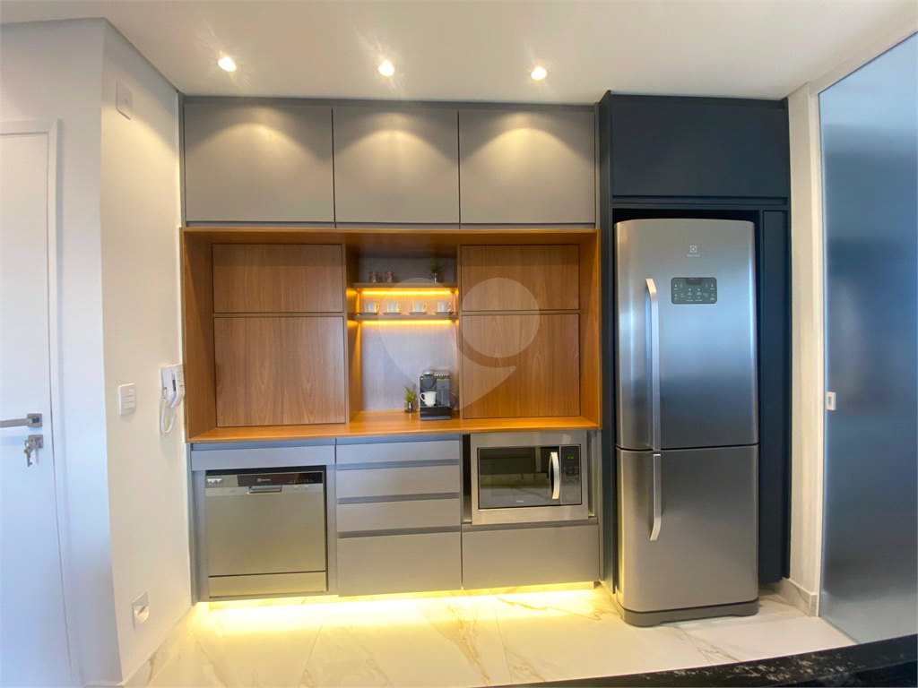 Apartamento a 5 minutos do metrô